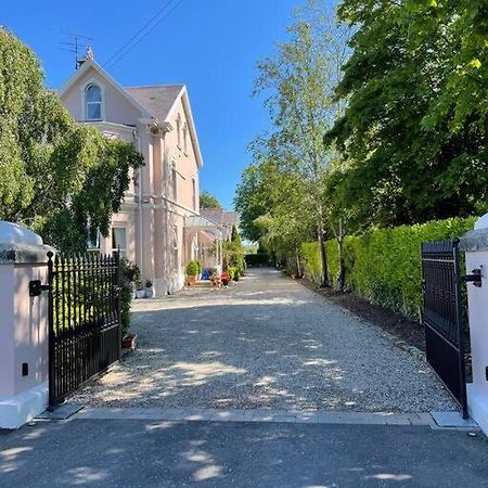 Converted Victorian Coach House On The North Coast Coleraine Extérieur photo